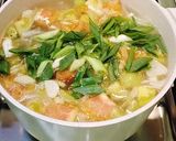 Foto langkah ke 3 dari resep Salmon Soup (lauk praktis).