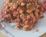 Foto del paso 5 de la receta: Garbanzos al sofrito con carne de res enlatada