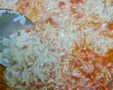 Foto del paso 3 de la receta: Arroz "rojo" con huevos duros 🥚 🍅 Arroz con tomate frito y huevos cocidos 🍚 🐔B. B. B. y pascualino 🥚