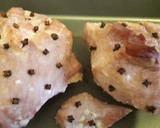 Foto del paso 2 de la receta: Jamón glaseado con miel al horno y verduras asadas