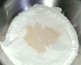 A picture of step 1 of Sweet and sour chicken pizza.
