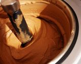 Une image de l'étape 2 de Glace sans oeufs aux cookies 😋🍪.