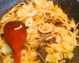 A picture of step 4 of Spicy naga chicken.