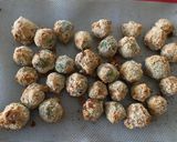 A picture of step 4 of Chilli garlic Brussels sprouts.
