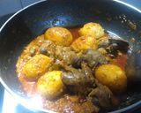 Foto langkah ke 5 dari resep Ati Ampela+telur Kuah bumbu Pedas.