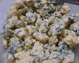 Foto del paso 1 de la receta: Queso azul con mini pan pita para momentos especiales