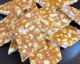 गुड़ मूंगफली चिक्की(Gud Mungfali Chikki recipe in hindi) रेसिपी चरण 4 फोटो