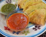 मूंग दाल का चीला(moong daal daal cheela recipe in hindi) रेसिपी चरण 5 फोटो