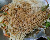 Foto langkah ke 4 dari resep #52. Mie Goreng Ultah.
