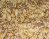 A picture of step 6 of Macaroni and mince with coconut.