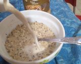 A picture of step 2 of Oats soup.