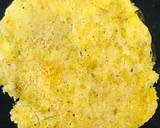 Potatoes hash browns with fried egg recipe step 2 photo