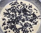 Vaníliapudinggal és csokidarabokkal töltött muffin recept fázis 3 fotója