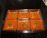 Foto del paso 6 de la receta: Flanes de gazpacho con leche condensada