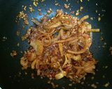 Hình bước làm 4 của món Mì Căn Xào Lăn (Món Chay)