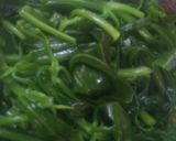 Foto langkah ke 4 dari resep Daun Ginseng Cah Ebi.