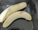 A picture of step 1 of Oats Cookies with Banana and Nuts.