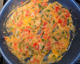 Foto del paso 3 de la receta: Jorge's Huevos Revueltos ala Mexicana