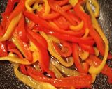 Foto del passaggio 1 della ricetta Torta salata peperoni e sfoglia integrale