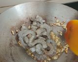 Foto langkah ke 3 dari resep Tumis Brokoli Udang.