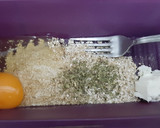 Foto del paso 1 de la receta: Tostada de avena, pavo y queso fresco. En el micro!!
