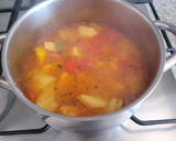 Foto del paso 3 de la receta: Patatas guisadas con merluza, en un plis plas