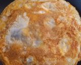 Szalámis tojáslepény recept fázis 2 fotója