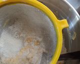 Foto langkah ke 2 dari resep Garlic Cheese Cookies.