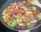 Foto del paso 4 de la receta: Frijoles negros con chorizo y panceta