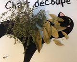 Une image de l'étape 1 de Bouillon violet au chou rouge et aromates du jardin (recette anti gaspi).