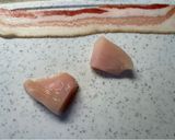 Foto del passaggio 1 della ricetta Bon Bon di Pollo e bacon, caramellati con zucchero di canna integrale Muscovado