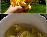 Foto del paso 1 de la receta: Flor de Calabaza en Tempura y Jarabe de Arce