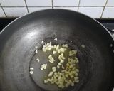 A picture of step 4 of Vegetable sizzler with barbecue noodles.
