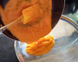 आम पापड (Aam Papad Recipe in Marathi) रेसिपी स्टेप 2 फोटो 