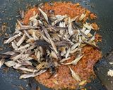 Foto langkah ke 2 dari resep Mie Ikan Laut Pedas.