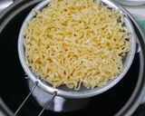 Foto langkah ke 1 dari resep RESEP IFUMIE GORENG SIRAM:LEZAT!.