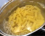 Une image de l'étape 1 de Pâtes parmesan, champignon et jambon cru.