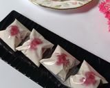 Foto langkah ke 8 dari resep Kue Bugis Mandi Merah Putih Tanpa Kentang Tanpa Ubi Rambat.