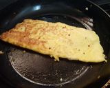 Foto del paso 3 de la receta: Omelette con cebollita y muzzarella