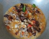 Foto langkah ke 3 dari resep Rampela ayam jamur kuping pedes.