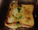 A picture of step 2 of Bread omelette.