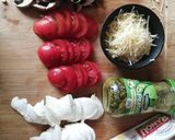 Une image de l'étape 1 de 🌿Tresse feuilletée tomates mozzarella.