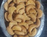 अजवाइन के नमकीन खस्ता काजू (Ajwain Ke Namkeen khasta kaju recipe in Hindi) रेसिपी चरण 5 फोटो