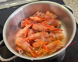 Foto del paso 3 de la receta: Arroz meloso con gambas y pimiento rojo