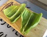 Une image de l'étape 2 de Pavés de saumon au poivron vert, citron confit et épices marocaines.