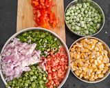 A picture of step 1 of Chinese Vegetable Vermicelli.