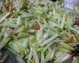 Foto langkah ke 4 dari resep Tumis Labu Siam.