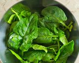 A picture of step 1 of Spinach, Egg, and Bresaola Roll-Ups.