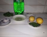 A picture of step 1 of Spanish Margarita.