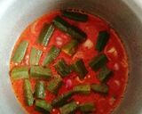 A picture of step 2 of Bhindi rasam (bendakaaya pulusu).